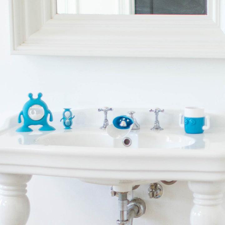 eyeFAMILY™ Bathroom Set Product Image