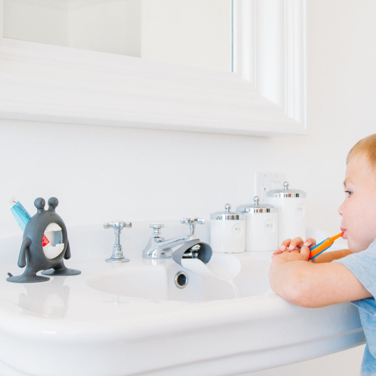 SMILE™ Toddler Toothbrush Kit